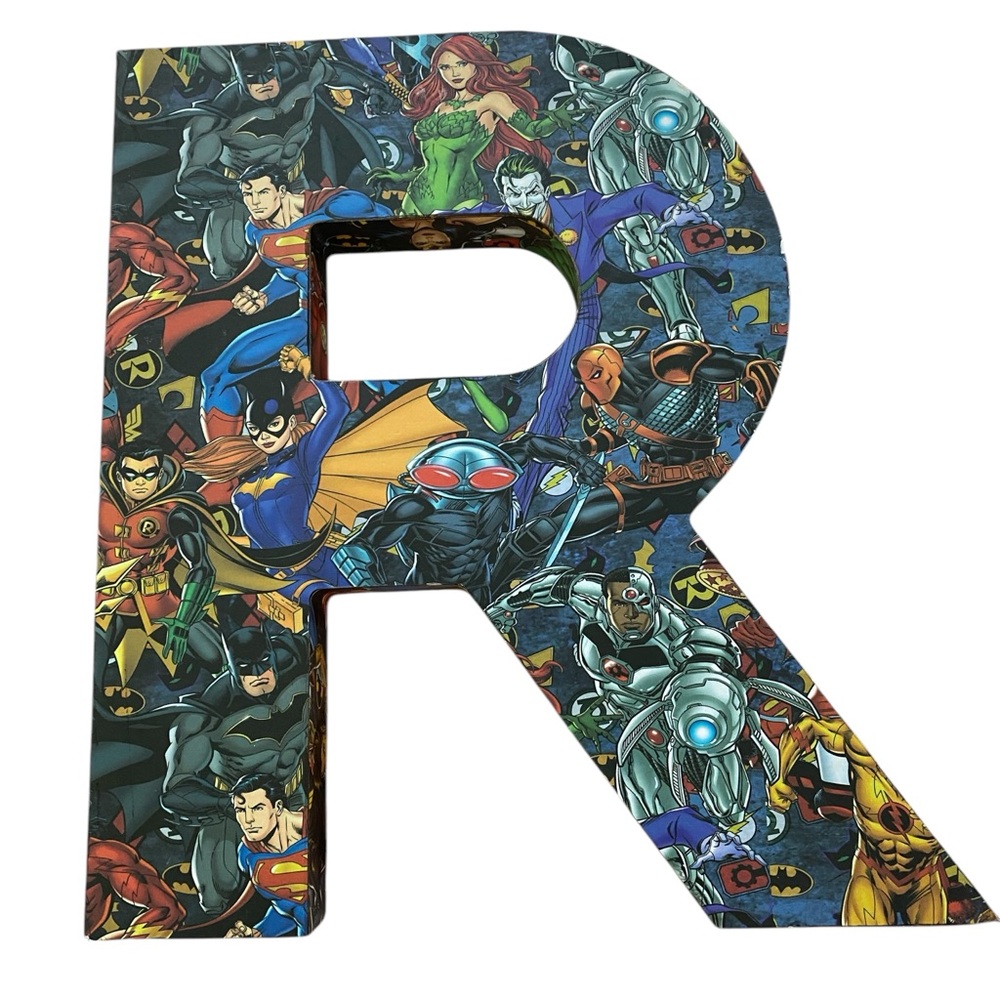 POP CREATIONS Wall Decor DC Comics “R”
